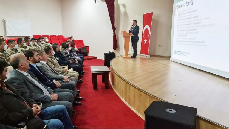 Hozat İlçesinde Bağımlılıkla Mücadele Çalıştayı Düzenlendi