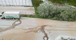 Elazığ’da yağmur ve dolu hayatı felç etti