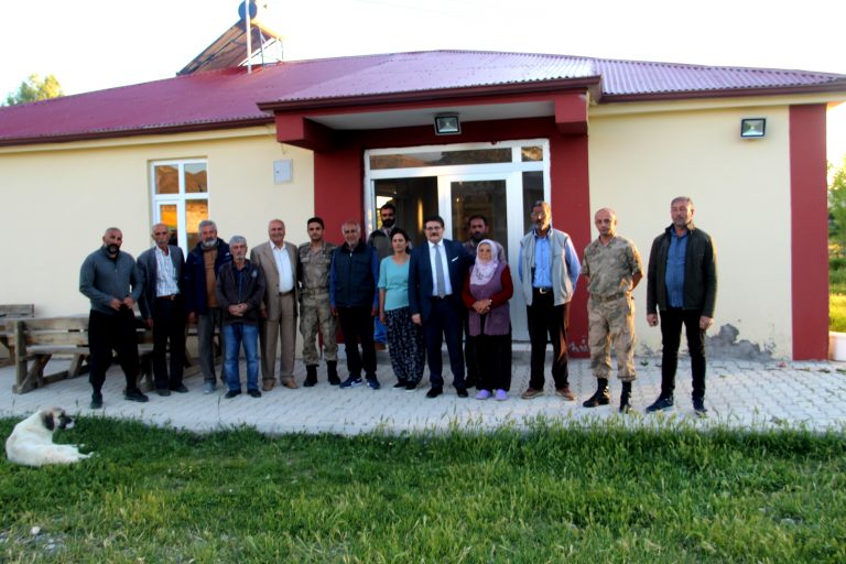 Çemişgezek Kaymakamı Önder Koç, Cemevlerini ziyaret etti