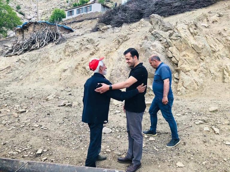 Nazımiye Kaymakamı Uğur Tutkan, Kürekli mezrasında vatandaşlarla bir araya geldi