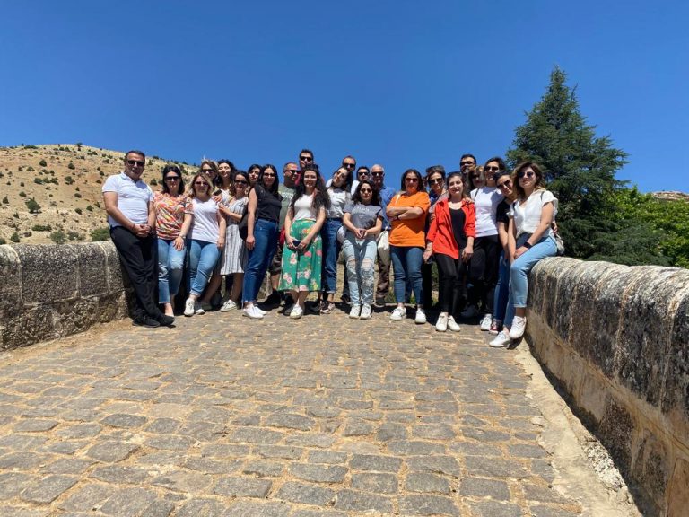 Öğretmenler yıl sonu seminer etkinlikleri çerçevesinde Çemişgezek ilçesini gezdi