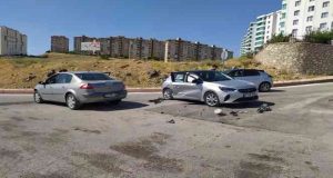 Elazığ’da meydana gelen trafik kazasında 2 kişi yaralandı