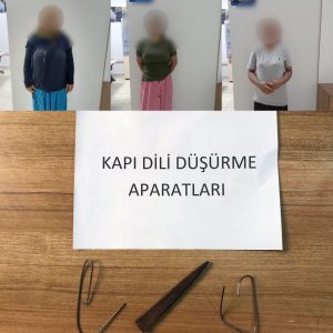 Tunceli’de bir evden hırsızlık yapmak isteyen 3 kadın, suç aletleriyle birlikte yakalandı