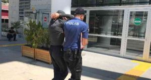 Hırsızlık için girdikleri iş yerinde suçüstü yakalanan 2 şüpheli gözaltına alındı