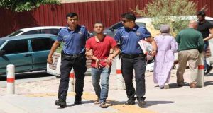 Elazığ da 12’si hırsızlık olmak üzere 26 suç kaydı bulunan şüpheli yakalandı