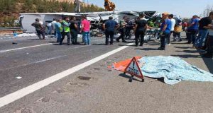 Gaziantep’te kaza: ikisi İHA Muhabiri olmak üzere16 kişi hayatını kaybetti.