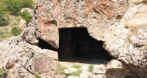 Pülümür ilçesinde bulunan ’Gelin Odaları’ turizme kazandırılmayı bekliyor