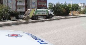 Elazığ’da çöp kamyonunun çarptığı kadın hayatını kaybetti