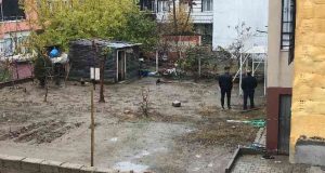 Kömürlüğe giren anne kahroldu, oğlunun cansız bedeni ile karşılaştı