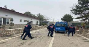 Elazığ’da hırsızlık 3 şüpheli tutuklanarak cezaevine gönderildi