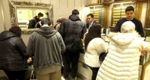 Deprem korkusu altını ‘yastık altından’ çıkardı