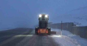 Tunceli’de karla mücadele çalışmaları sürdürüyor