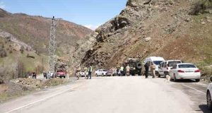 Yoğun Aramalara Rağmen, Munzur Çayına Düşen 3 Gencin İzine Rastlanmadı. Arama Çalışmaları Devam Ediyor