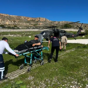 Çemişgezek te Kalp krizi geçiren hasta askeri helikopterle hastaneye kaldırıldı