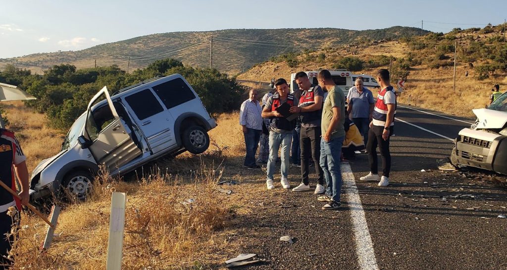 Elazığ’da feci kaza: 9 yaralı