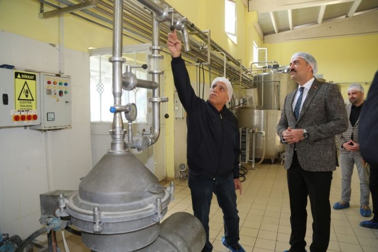 Tunceli Valisi Bülent Tekbıyıkoğlu, OSB’de incelemelerde bulundu