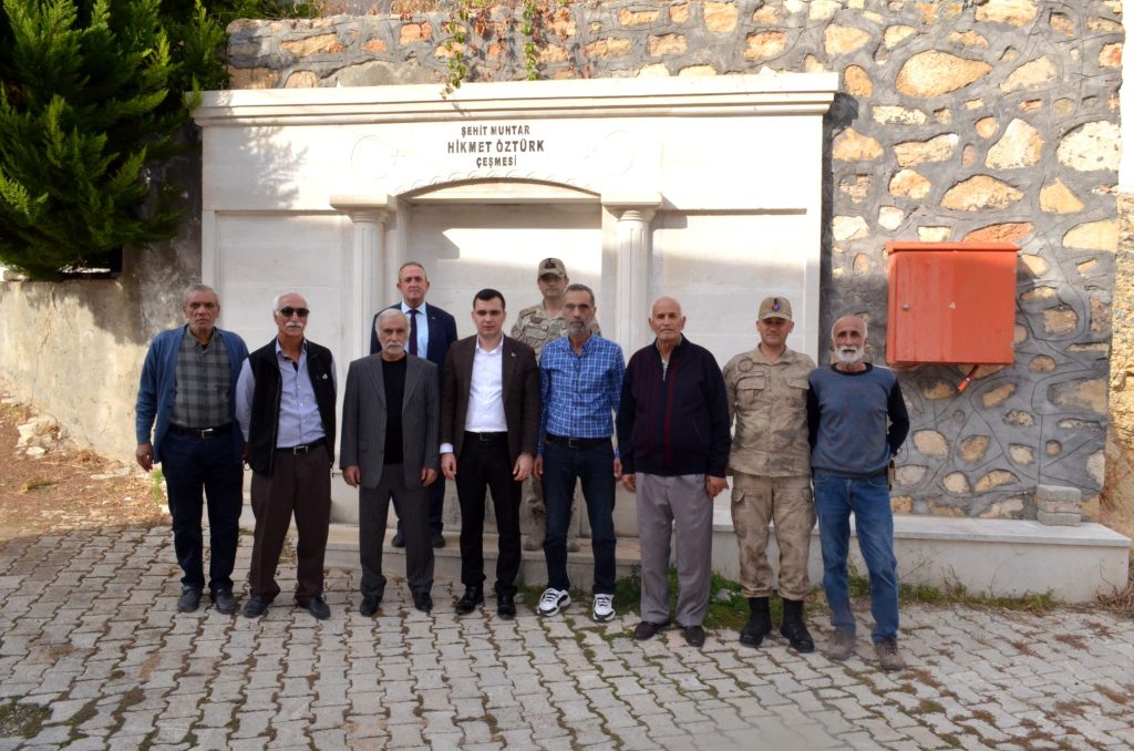 Çemişgezek Kaymakamı Cüneyt Zor, ziyaret ettiği köylerde vatandaşların taleplerini dinledi