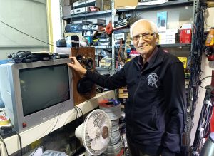 Vizontele’ filmini izlerken hayatı gözlerinin önünden geçiyor