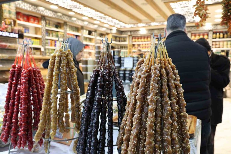 Kış aylarının vazgeçilmez lezzeti Orcik’e yoğun talep