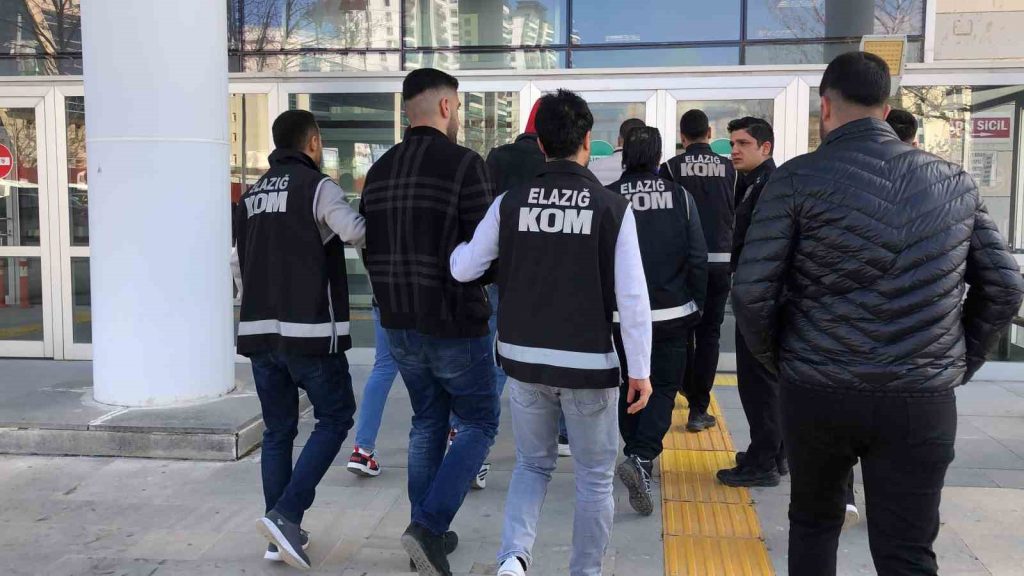Elazığ’da silah ticareti operasyonu: 3 gözaltı
