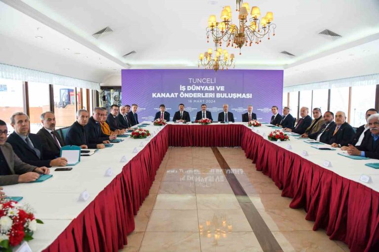 Cumhurbaşkanı Yardımcısı Cevdet Yılmaz, Tunceli’yi ziyaret etti