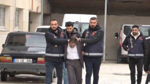 Elazığ’da, oğlunun düğününde eşini öldürüp, kızını yaralayan şahıs samanlıkta yakalandı