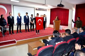 Çemişgezek ilçesinde, İstiklal Marşı’nın kabulünün yıl dönümü ve Mehmet Akif Ersoy’u Anma günü etkinlikleri