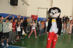 Çemişgezek Belediyesi, çocuklara 23 Nisan coşkusu yaşattı