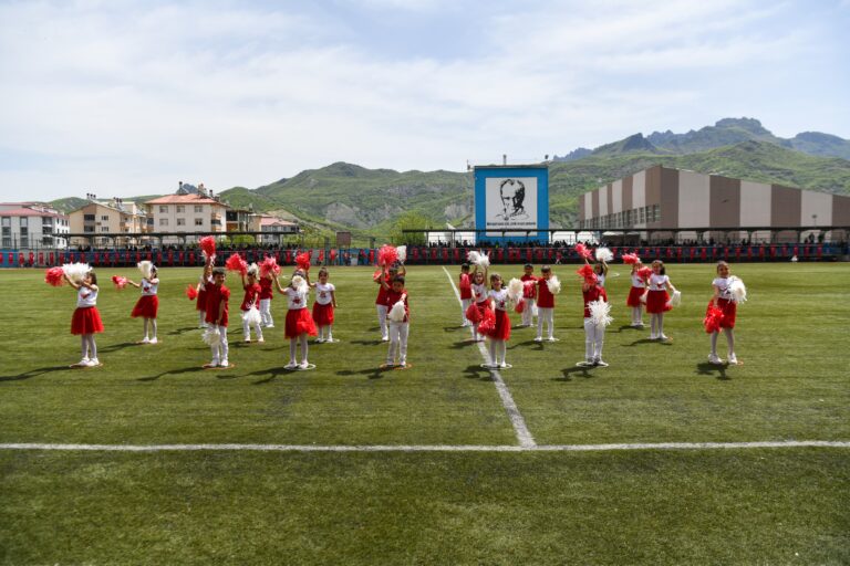 Tunceli’de 23 Nisan coşkusu