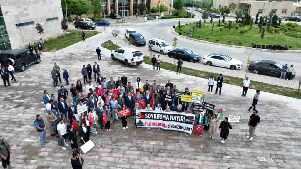 Munzur üniversitesi öğrencilerinden Filistin’e destek