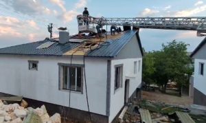 Hozat’ta çatı yangını