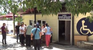 Tunceli Bedensel Engelliler Derneğinden aşure etkinliği