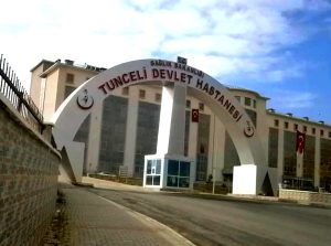 Tüfeğine mermi doldururken kendini vurdu