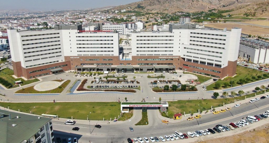 9 yaşındaki çocuk, kuduz nedeniyle hayatını kaybetti