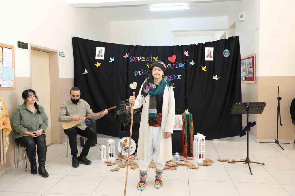 Tunceli’de ’Yunus Emre’ ilmek ilmek anlatıldı