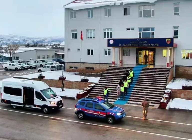 Tunceli’de 200 milyon liralık dolandırıcılığa 4 gözaltı