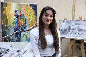 Elazığ’da 16 yaşındaki depremzede ressam, asrın felaketini sanatıyla yansıttı