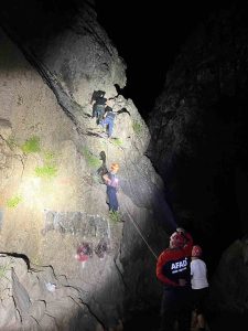 Tunceli’de gece vakti nefes kesen kurtarma operasyonu