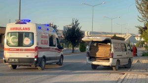 Elazığ’da seyir halindeki panelvandan düşen çocuk ağır yaralandı