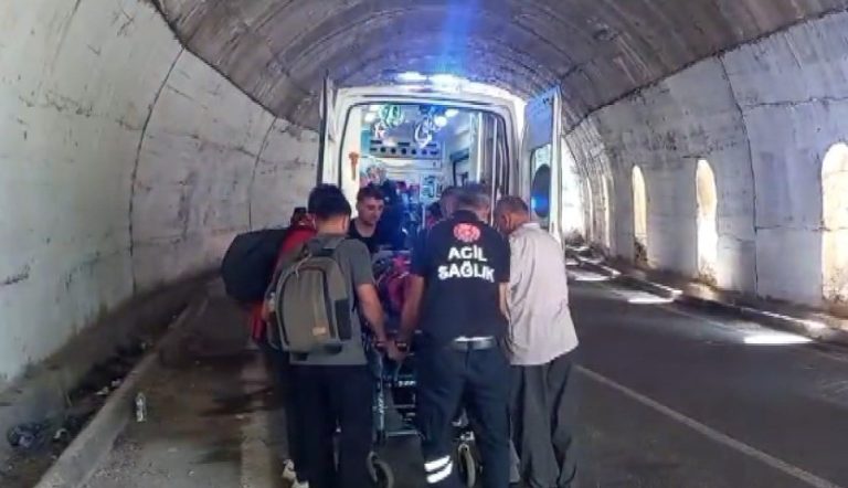 Tunceli’de tünelde kaza: 1 kişi yaralandı