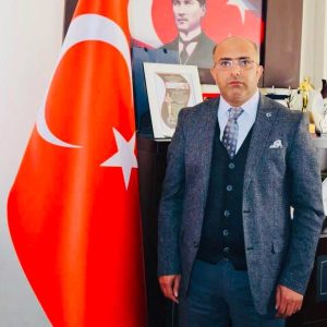 Başkan Ulaş, “Okul alışverişlerini mutlaka bilinir ve güvenilir esnaftan yapın”