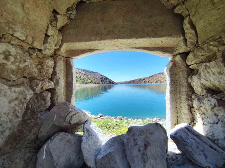 Fırat’ın Kayıp Mirası Araştırma Platformu Çemişgezek Gemici (Miyadin) Kilisesini görüntüledi
