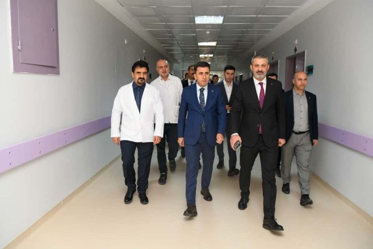 Tunceli’de sağlıkta yeni dönem.. Yakında Onkoloji Hizmet Birimi ve mobil kanser tarama aracı hizmete başlayacak