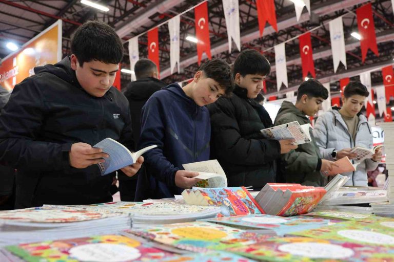 Elazığ’da “6. Kitap Fuarı” kapılarını açtı