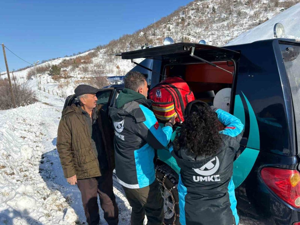 Tunceli’de UMKE ekipleri diyaliz hastası için seferber oldu