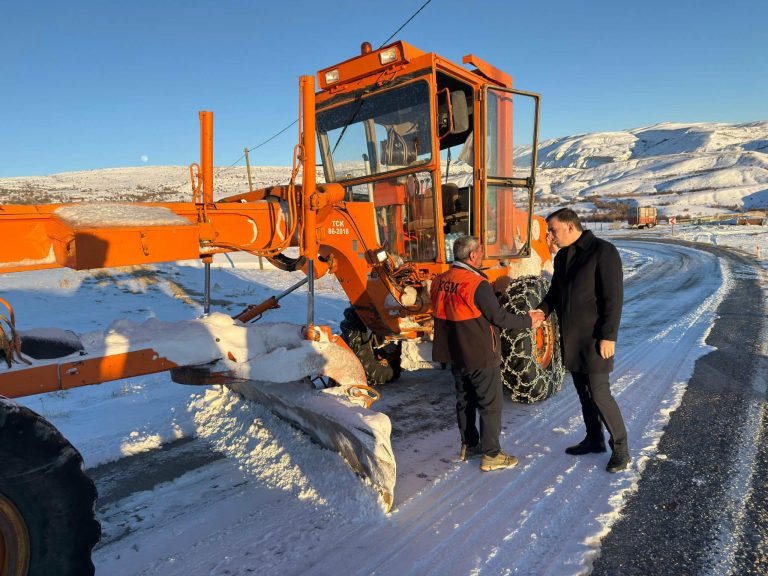 Çemişgezek’te Karla Mücadele Çalışmaları Yerinde İncelendi