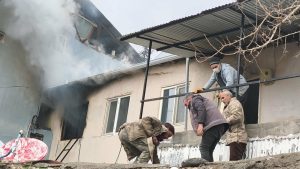 Çemişgezek’te tek katlı evde yangın çıktı