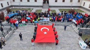 Yeşilay Türkiye Rafting Şampiyonası ve Milli Takım Seçme Yarışları başladı