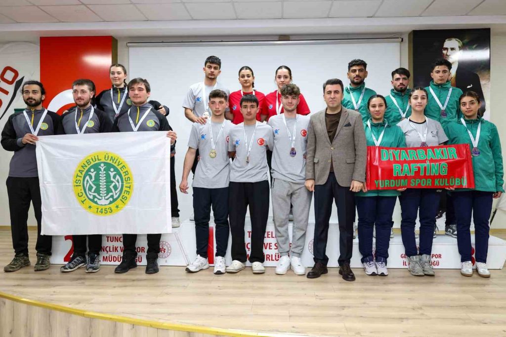 Tunceli’de düzenlenen Türkiye Rafting Şampiyonası son erdi