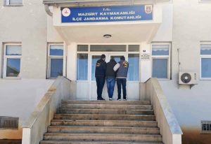 Tunceli’de toplam 30 yıl kesinleşmiş hapis cezası bulunan 2 zanlı yakalandı